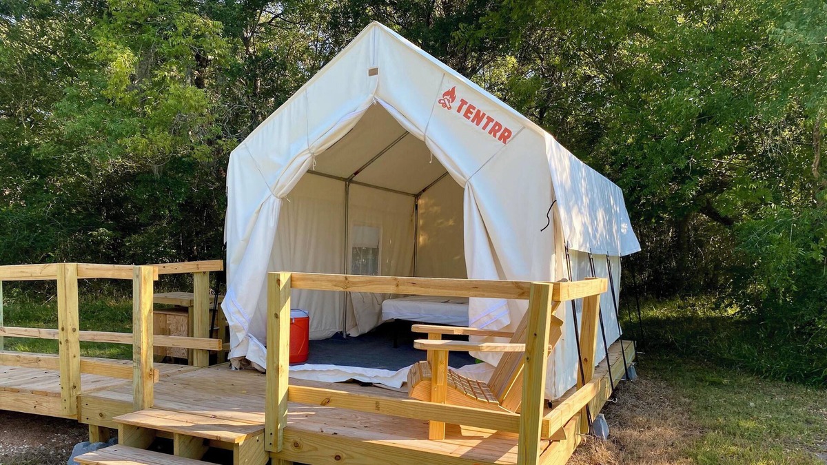 Texas Gulf Coast Region RV Rental | Tentrr State Park Site - Texas Brazos Bend State Park - Big Creek A - Single Cam