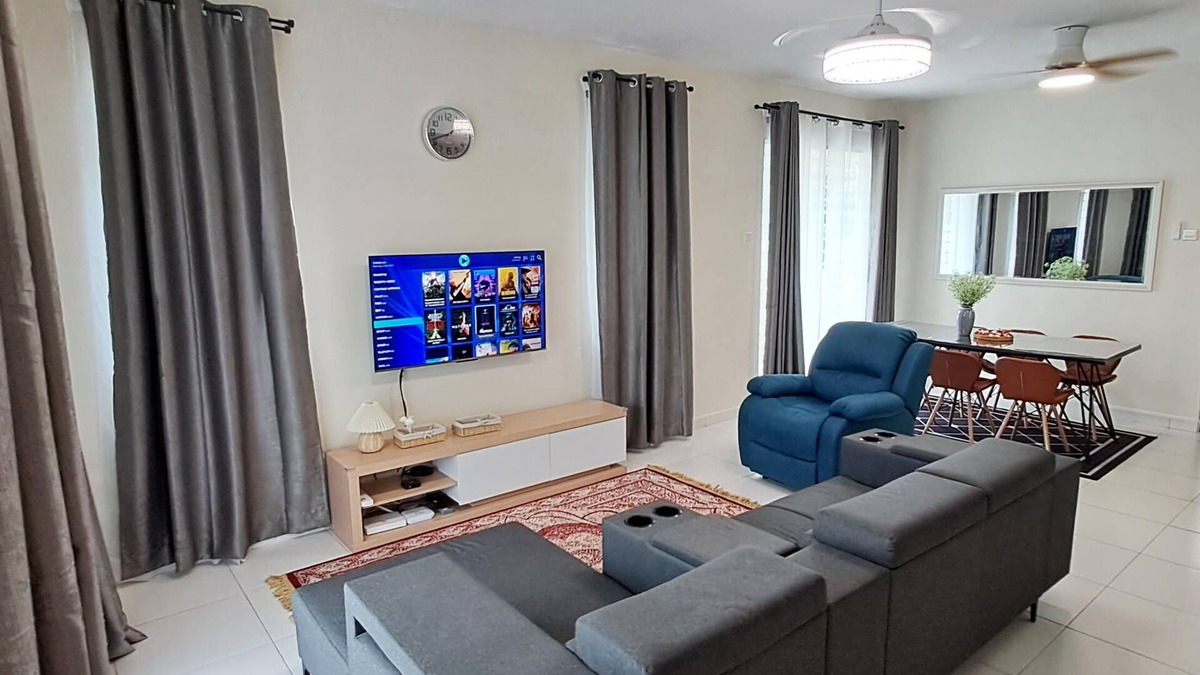 Bouvet Island House | Teratak Teratai Homestay- Corner