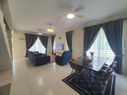 Kampung Rawa House | Teratak Teratai Homestay- Corner