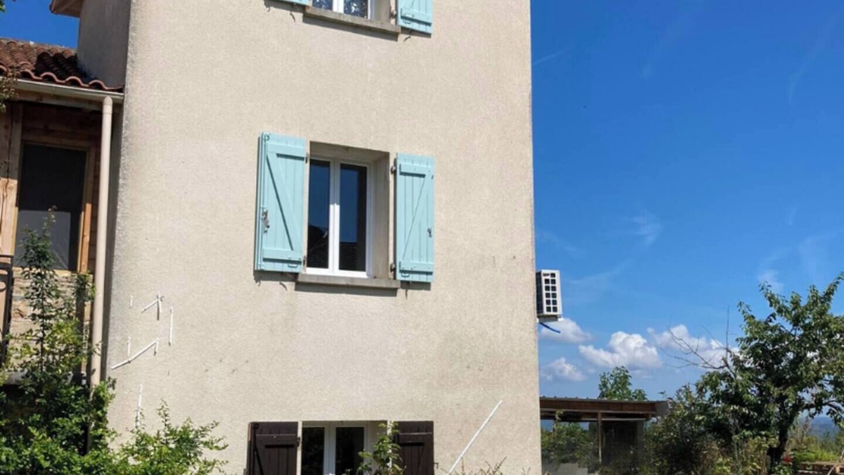 Cahors Apartment | Terelle Tower. Typical dovecote