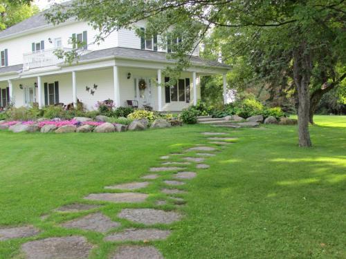 North Dundas Bed & Breakfast | Terrace Green B&B