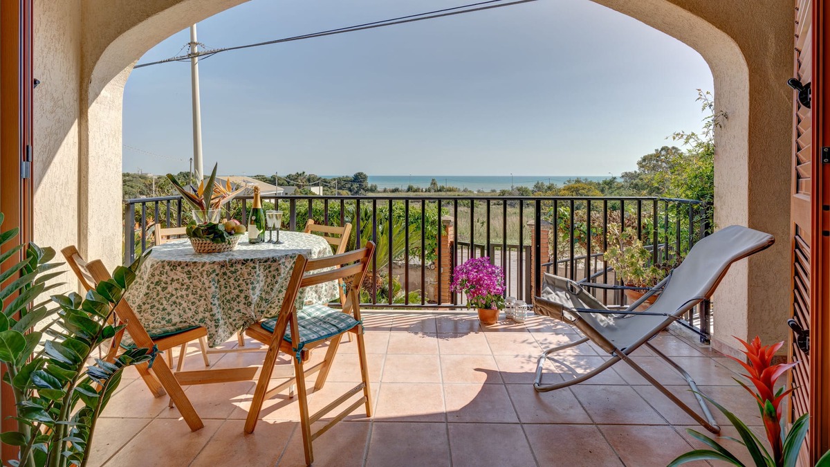Sampieri House | Terrace on the Mediterranean