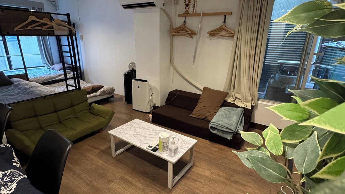 Nishi-Shinjuku Apartment | Terrace, room with full kitchen. 3-minute walk from the station and within walking distance of the city center