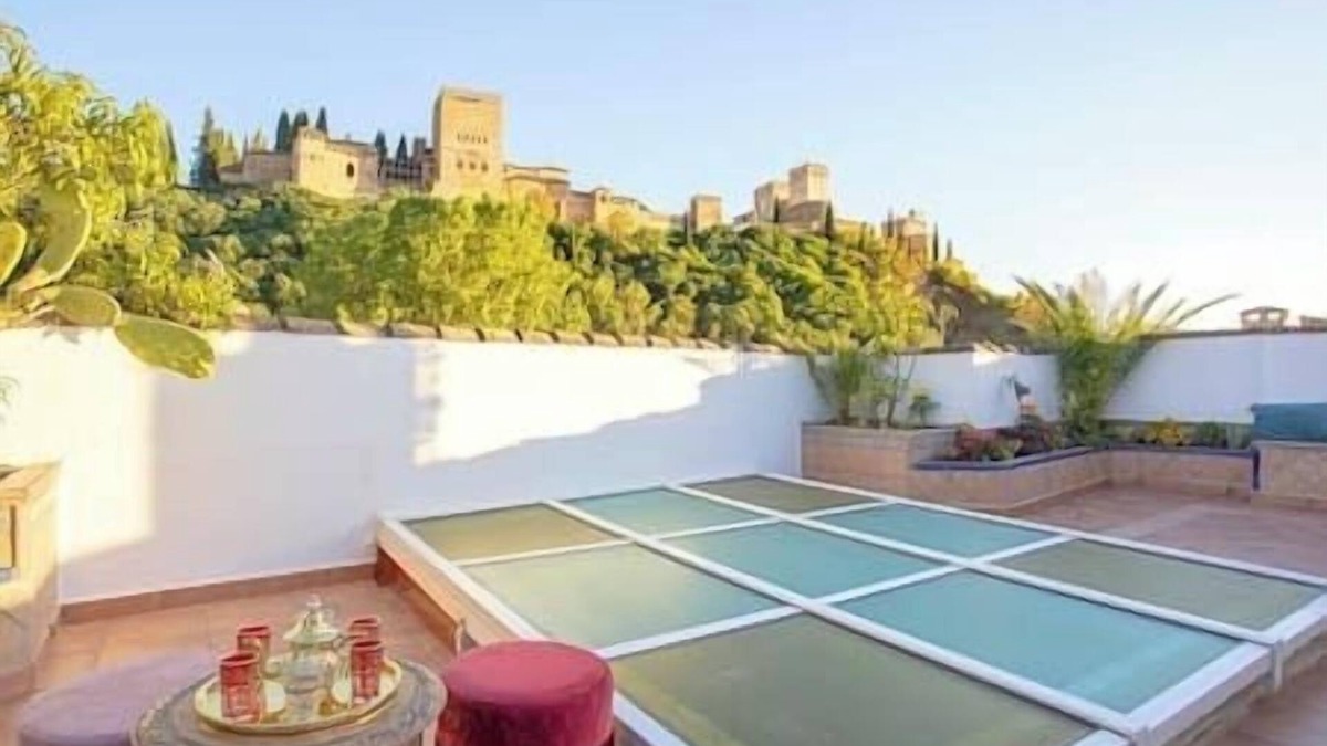 San Pedro House | Terrace with views to Alhambra. Morayma House.