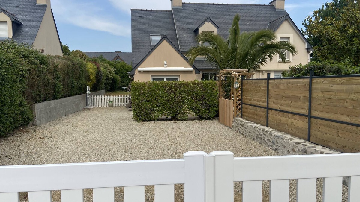 Saint-Briac-sur-Mer House | Terraced house closed in a quiet area 500m from the town