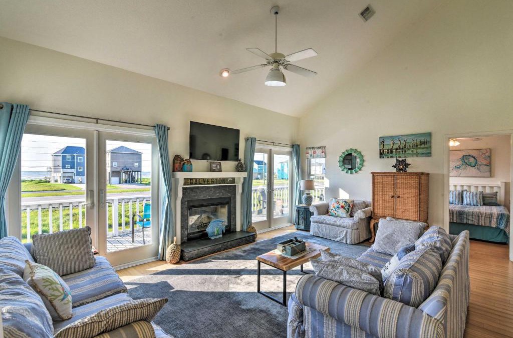 Terramar Beach House | Terramar Beach Haven with Pool Access!