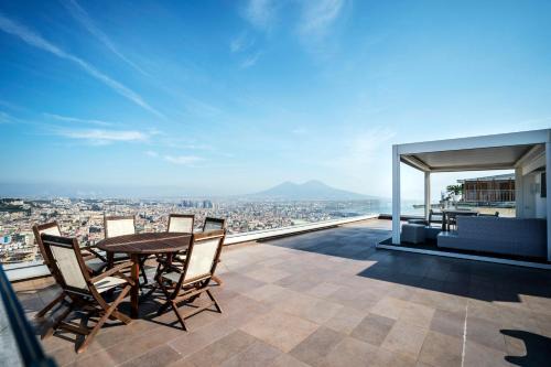 Vomero Apartment | Terrazza Manù - loft suspended over the city-Vomero