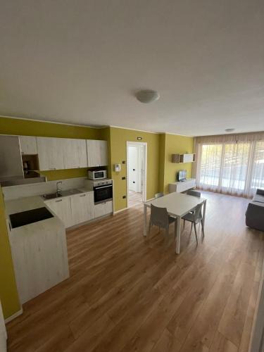 Ponte Arche Apartment | Terrazza sul Parco