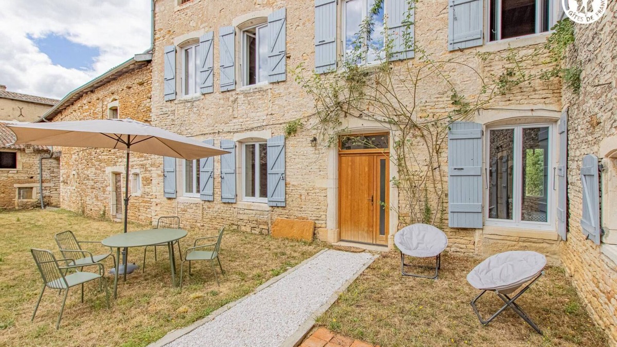 Clesse House | Terre à la Dame - CLESSE
