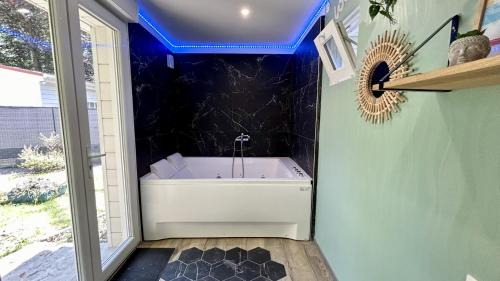 Favieres Apartment | Terre & Mer'veilles 2, appartement avec SPA pour 2 personnes
