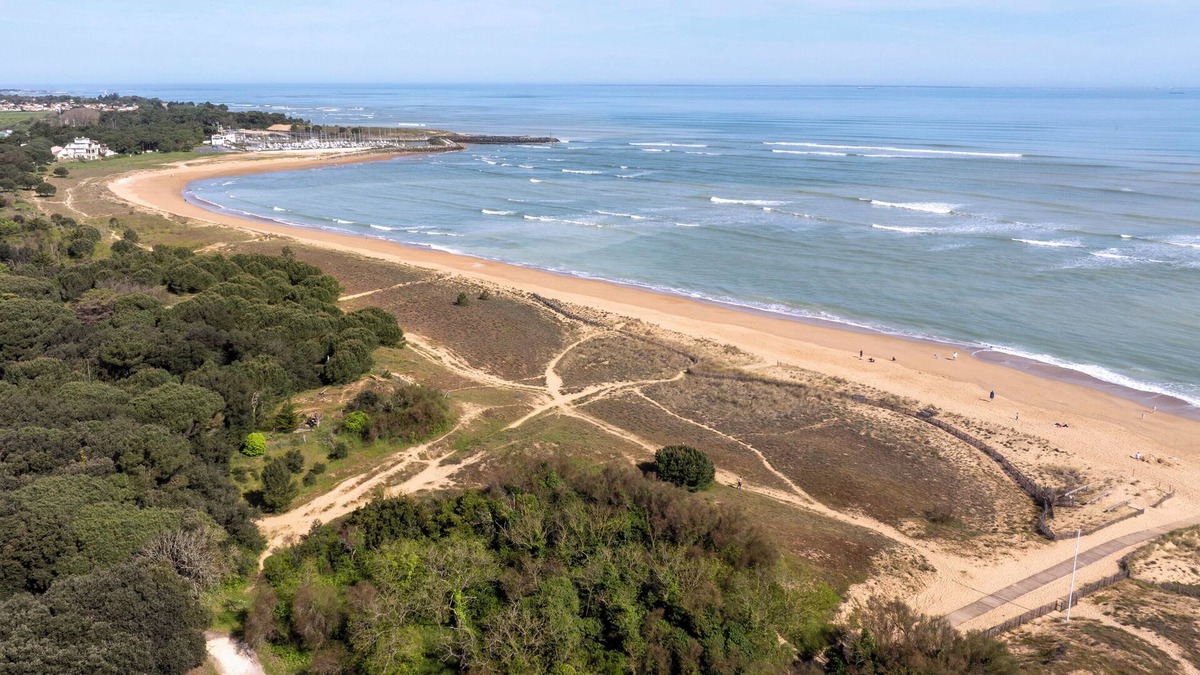 Saint-Denis-d'Oleron RV Rental | Terres de France - Hameaux des Marines