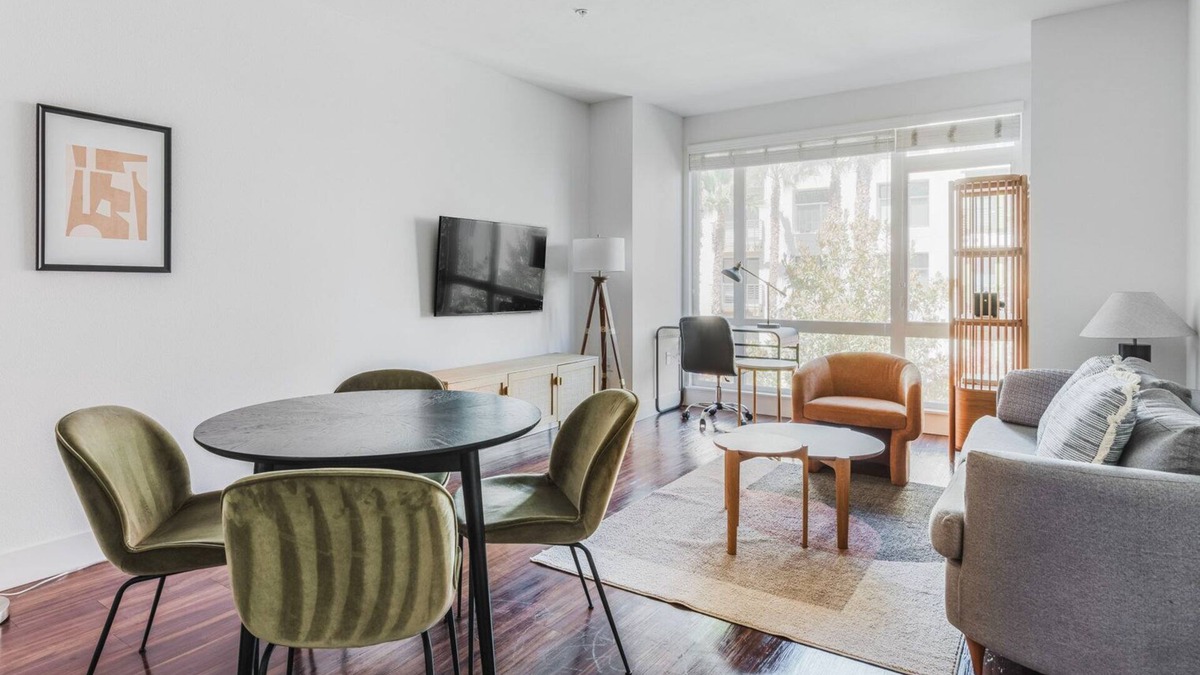 Renaissance Apartment | Terrific San Jose 1BR w/Gym, Pool & Spa, nr Restaurants