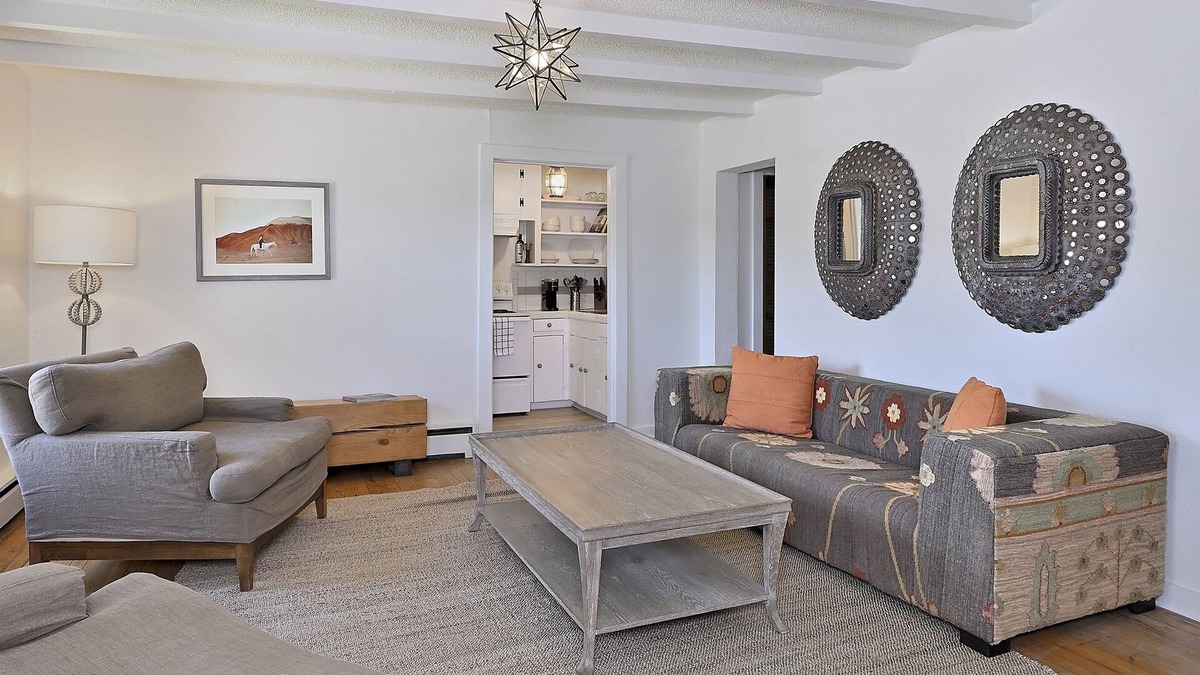Tesuque Bed & Breakfast | Tesuque Outpost |Casita F | Best views in Santa Fe
