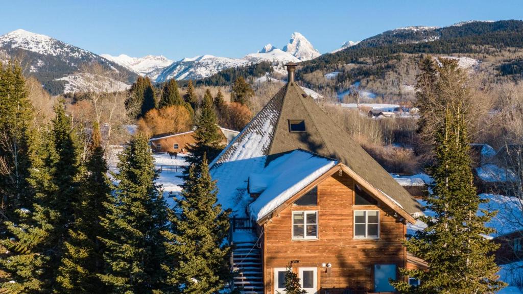Alta Cabin | Teton Teepee Lodge