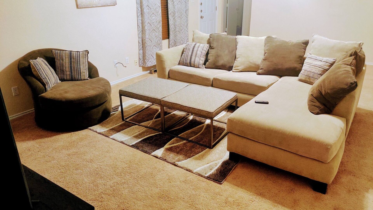Killeen House | Texas 2 Step A wonderful 3 bedroom, home away from home.