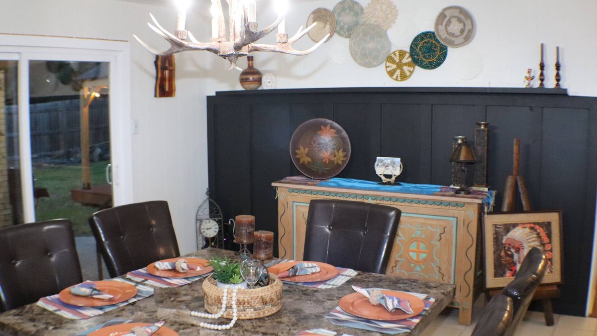 Longview House | Texas Dreamcatcher - Centrally Located