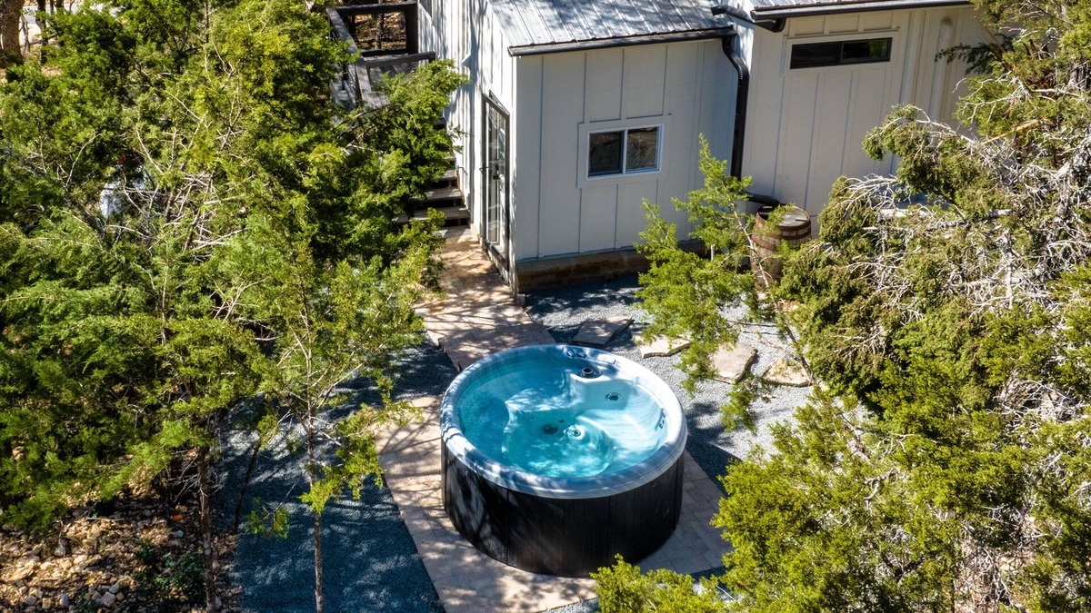 Wimberley House | Texas Retreat-Sunset Hill | Treehouse Inspired Getaway for 4