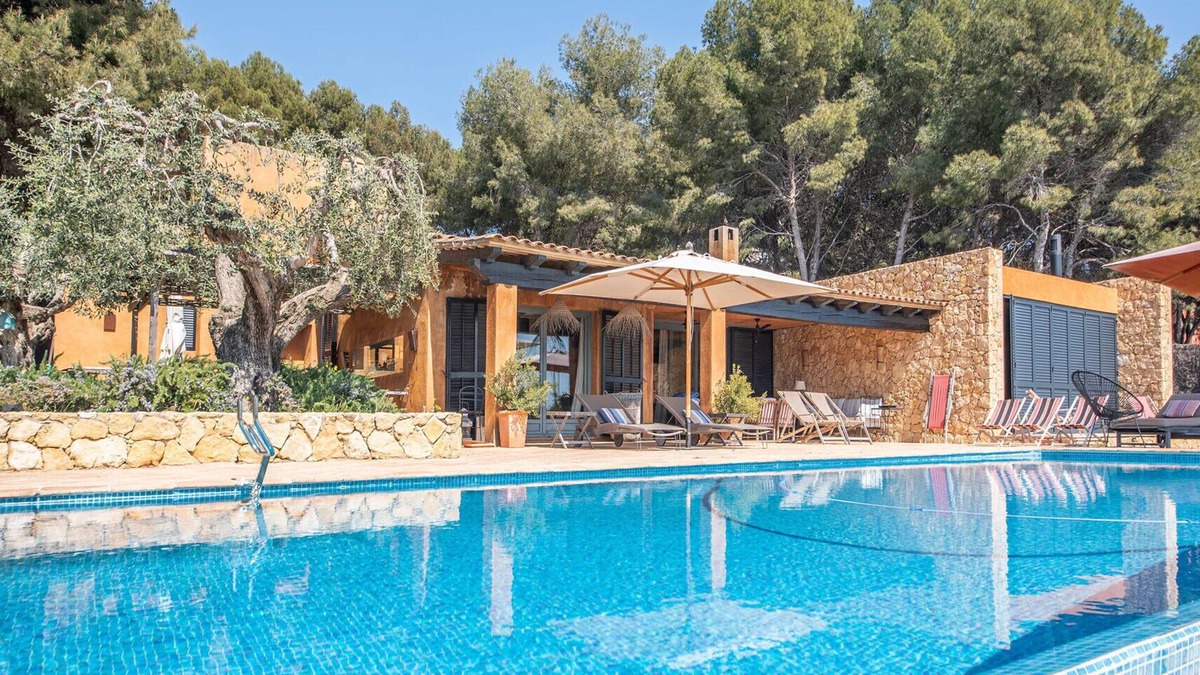 Tamarit Villa | TH112 Luxurious Seafront Villa on the Costa Dorada – Perfect for Families