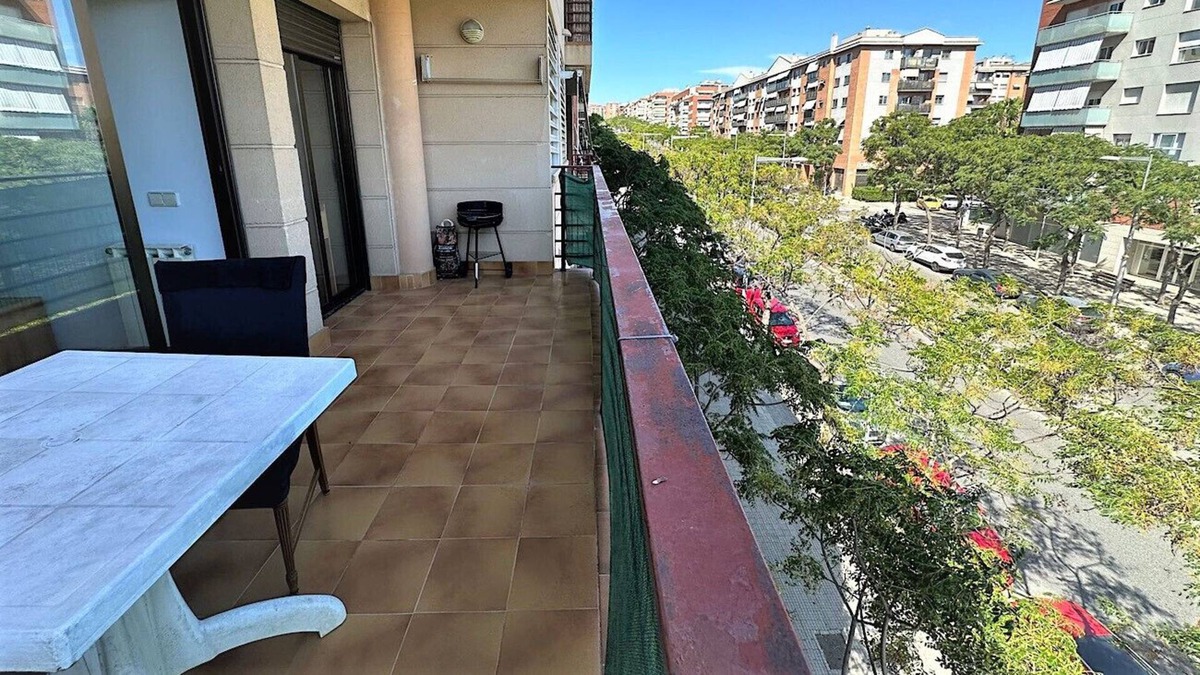 Tarragona Apartment | TH118 Modern apartment with pool
