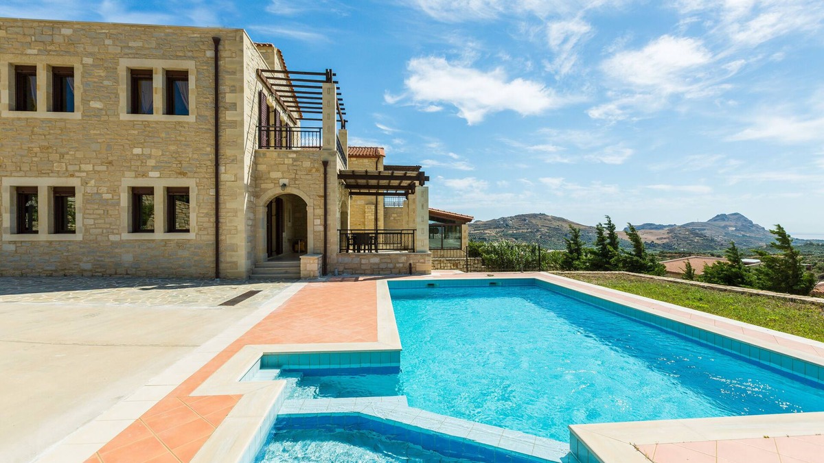 Lefkogeia Villa | Thalia Villa Private pool, amazing sea views, walking distance to shops