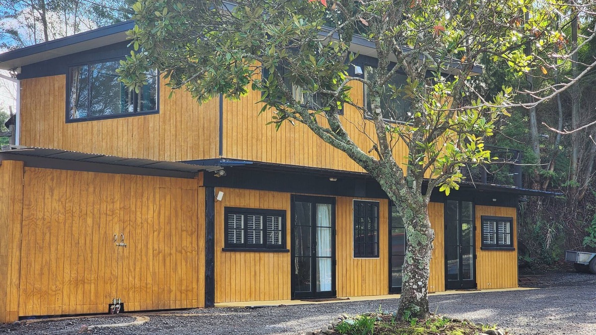 Thames House | Thames River Valley Studio Retreat 2