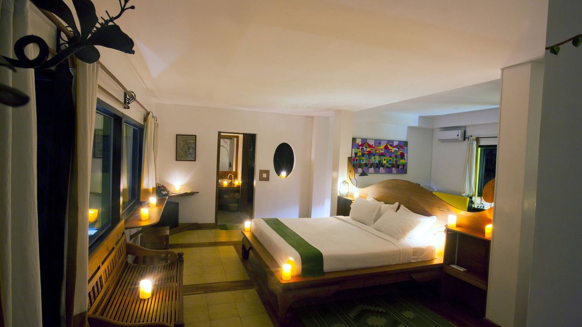 Nyaungshwe Hotel | Thanakha Inle Hotel