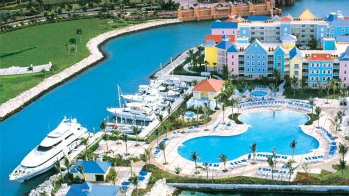 Paradise Island Villa | Thanksgiving getaway 2025