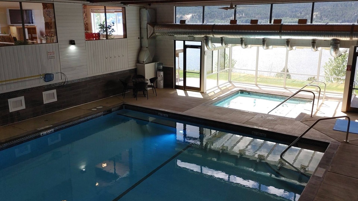 East Kootenay House | Thanksgiving Price Drop 169 Nt! Akiskinook 1 Br Condo - Indoor Pool/Hot Tub!