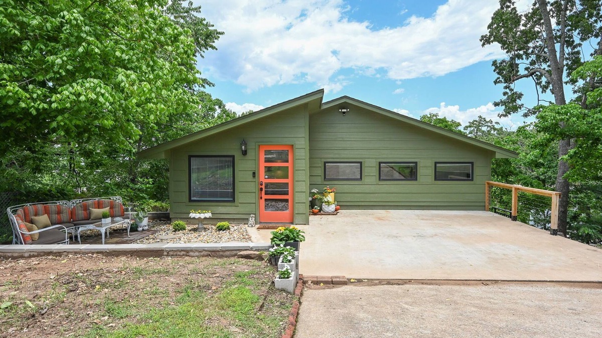 Eucha House | That 70's Lake Front Home w Dock 2-bedroom house, Hot Tub & Fire Pits in Eucha!