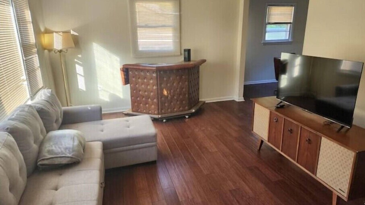 Maple Shade House | That 70s house