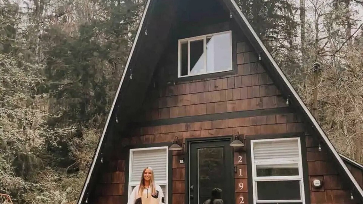 Gold Bar Cabin | That PNW Cabin, a Photographers creekside A-Framen