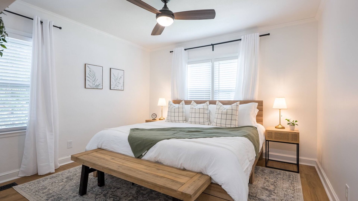 Tifton House | The 12th Street Retreat, King Beds, Pets Allowed