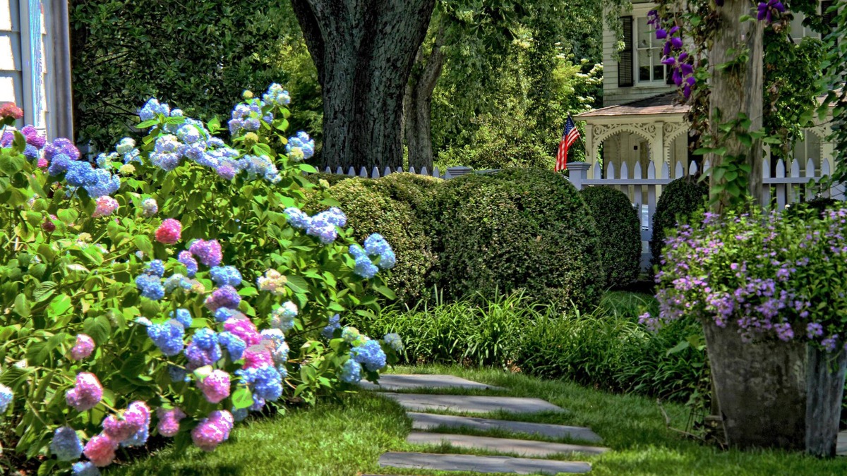 Village of East Hampton Hotel | The 1770 House Restaurant & Inn