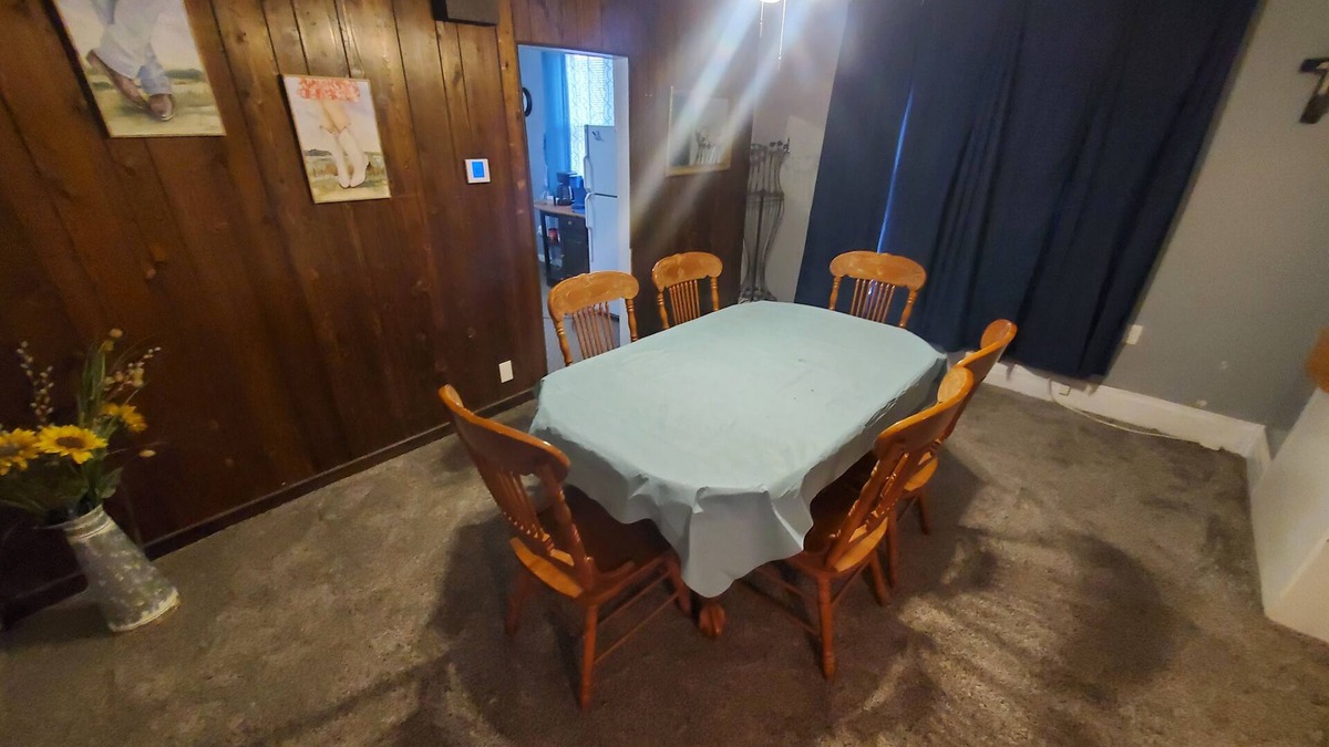 Iola House | The 1860 - Your family will be close to everything when you stay at here.