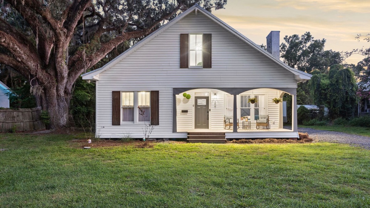 Live Oak House | The 1923 in Live Oak: Family Legacy & Suwannee Adventures Await