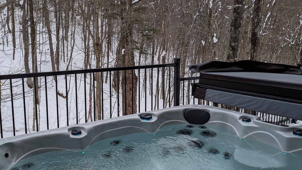 Stoneham Ski Chalet | The 26 - Chalet In Stoneham