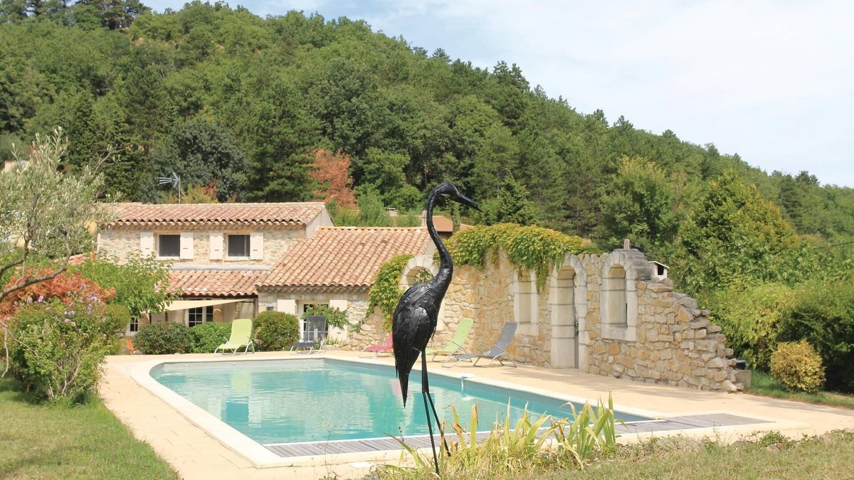 La Begude-de-Mazenc House | The 5,000 m² private property on which this charming stone house is located is partly wooded and ext