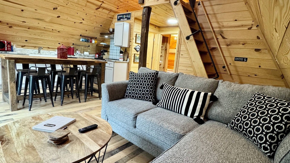 Clarkson Cabin | The A-Frame at The Lake-Mammoth Cave-Ferry-Cabin