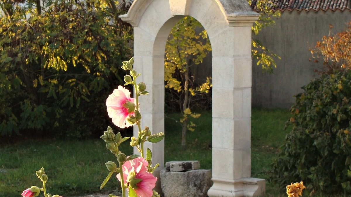 Loire - Vignobles et Nohain House | The Admiralty of Saint Loup de Saintonge