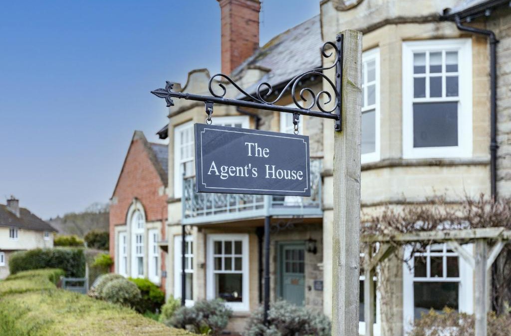 Westbrook Court Bed & Breakfast | The Agents House, Bed & Breakfast