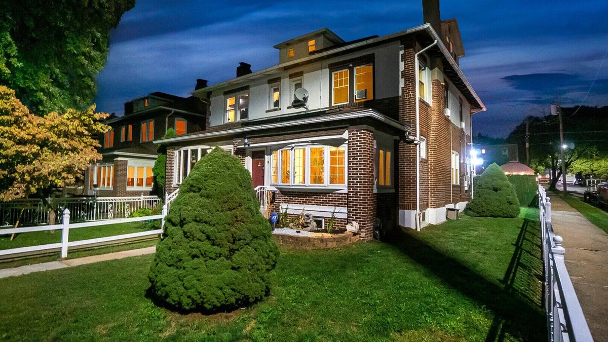 Allentown House | The Allentown Whitehouse