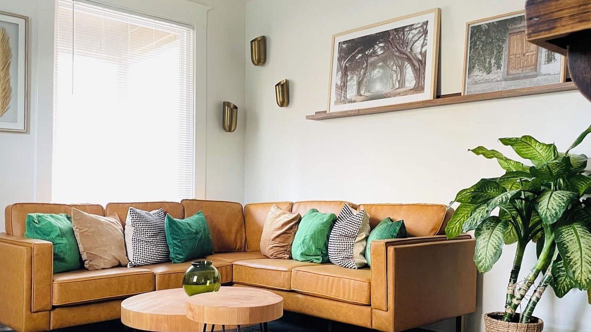 Cincinnati Apartment | The Alley At Bates - Beautiful Eclectic Apartment