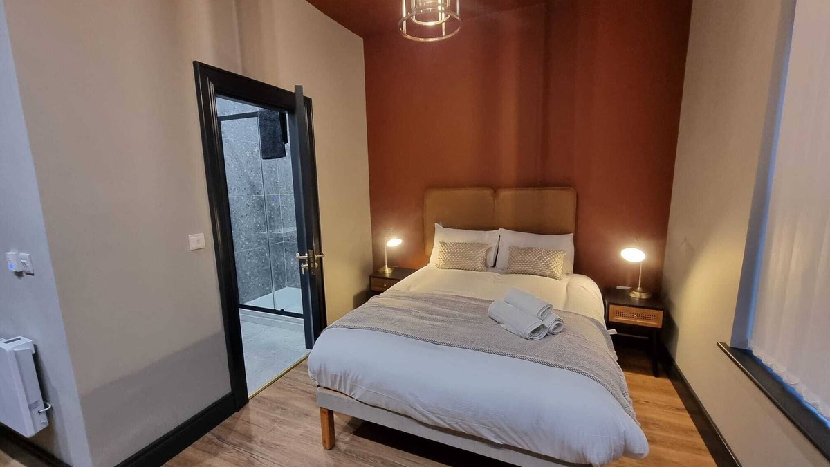 Queens Quarter Apartment | The Alliance - Studio Apartment