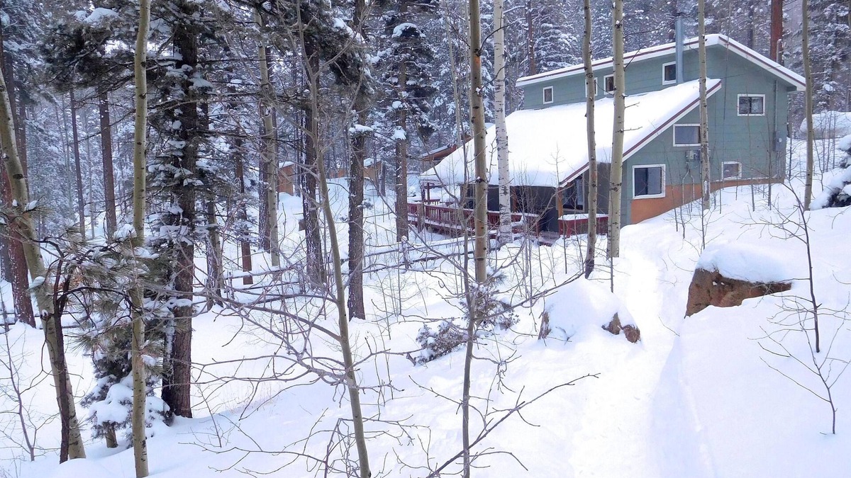 Jemez Springs House | The Alpaca Barnhaus in the Jemez Mountains-Quiet & Comfortable at 8700'
