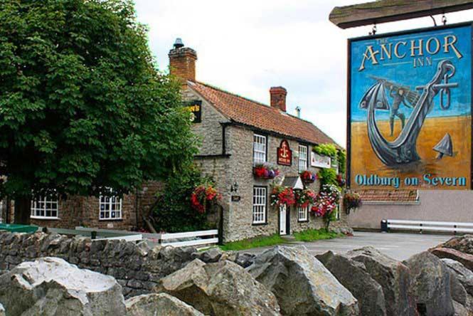 Oldbury-on-Severn Hotel | The Anchor Inn