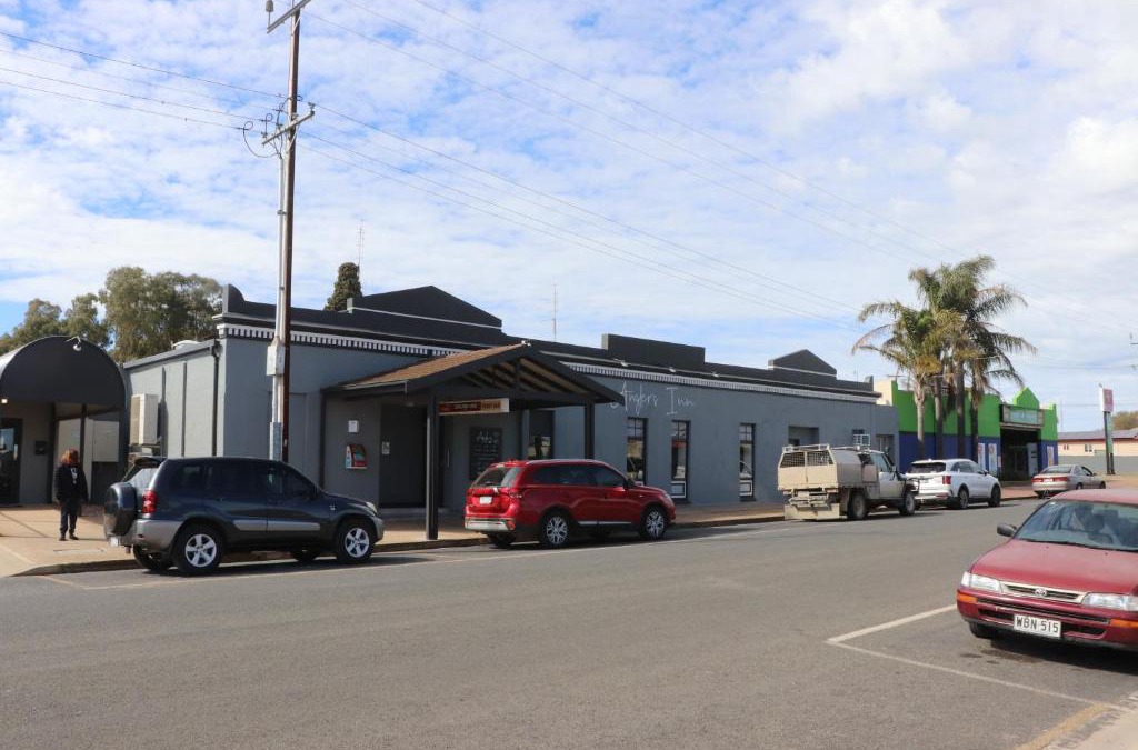 Wallaroo Hotel | The Anglers Inn