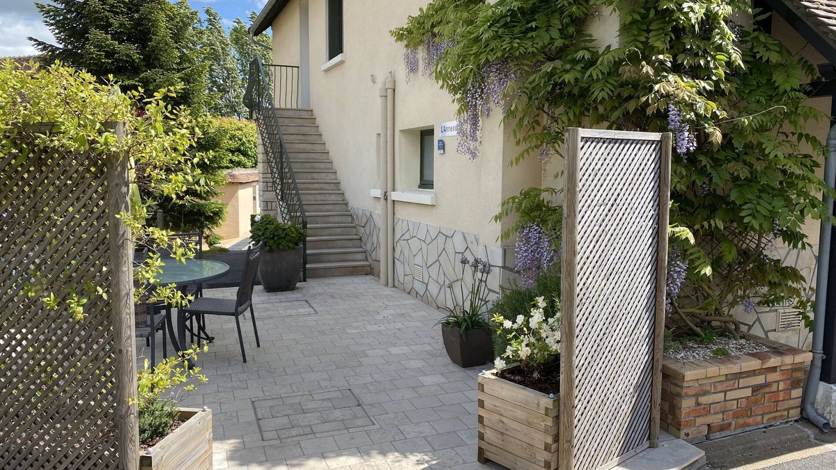 Verdigny Apartment | THE ANNEX holiday home in the heart of the vineyard