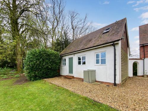 Weyhill House | The Annexe At Woodside