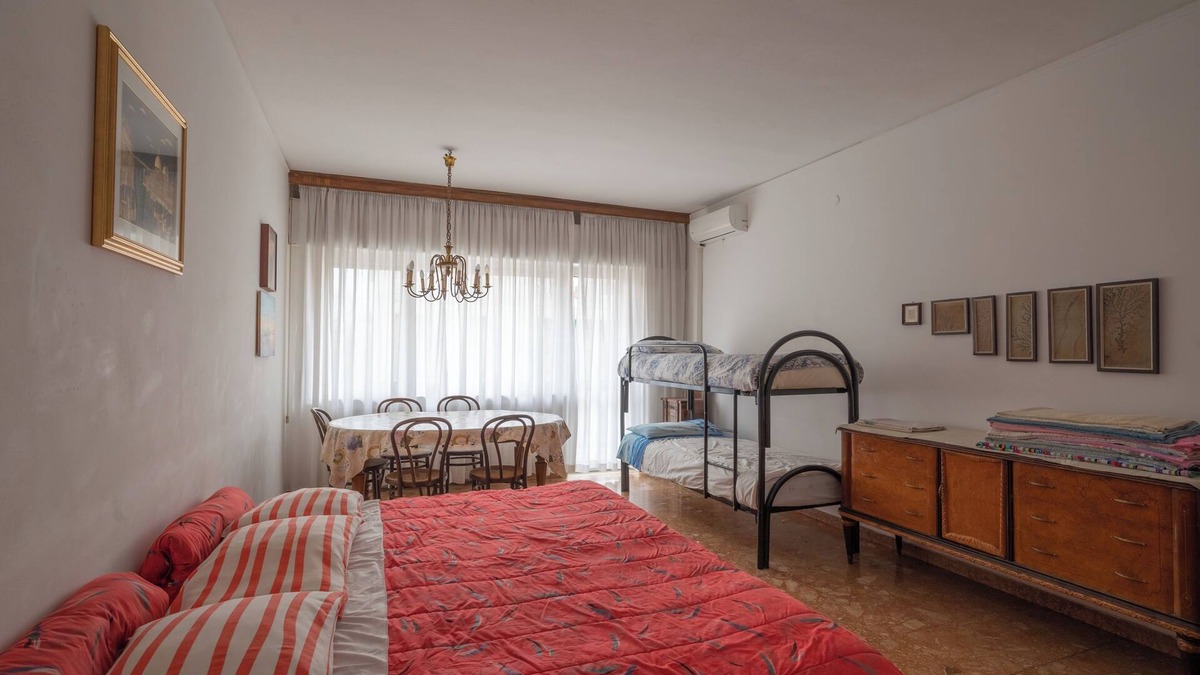 Mestre Apartment | The apartment is an 8-minute walk from Venice/Mestre ferrrov. station.
