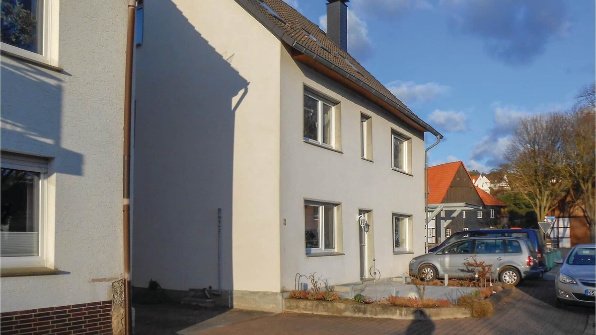 Calenberg Apartment | The apartment is located on the 2nd floor and is comfortably and functionally furnished. Here you ca